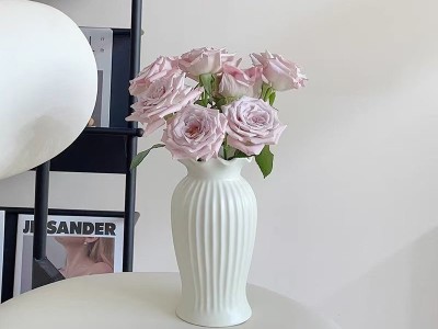 法式小蛮腰陶瓷花瓶轻奢复古客厅餐桌装饰品哑光白色水养插花摆件图2