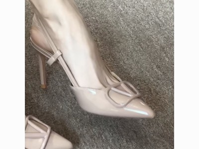 纯欲包头V扣裸色凉鞋女法式尖头单鞋后空细跟高跟鞋女图4