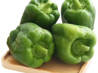 现摘新鲜圆辣椒超市即食太空椒皮厚肉多不辣水果灯笼椒图6