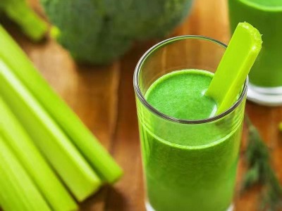 山东西芹半叶新鲜芹菜蔬菜嫩心山东青菜图3